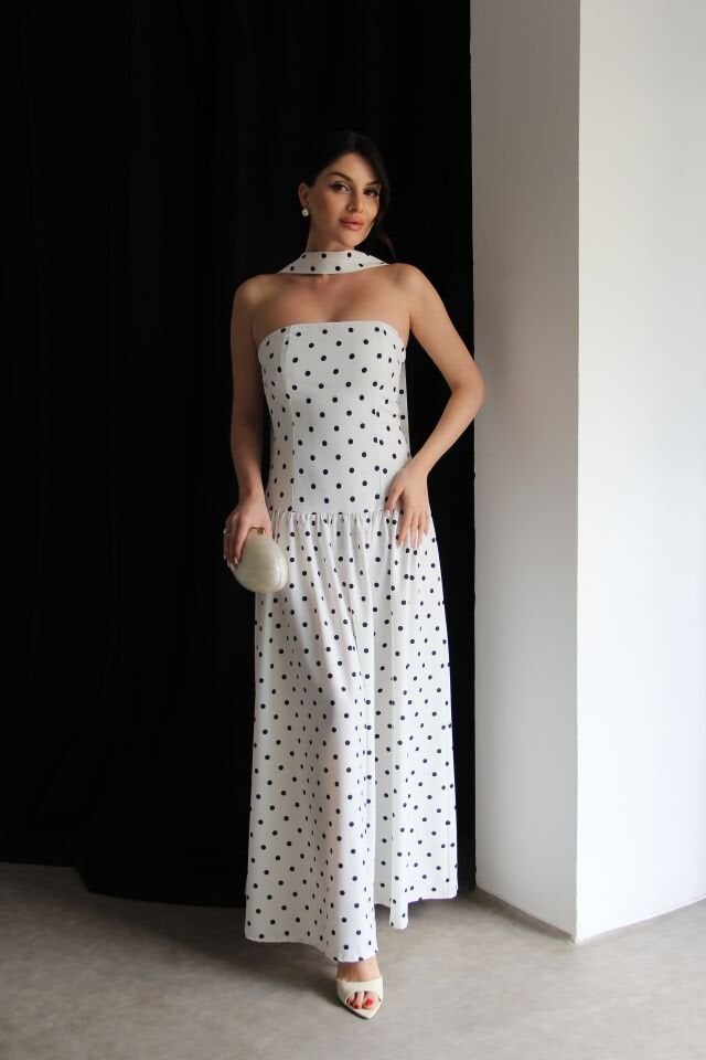 Şal Detaylı Straplez Yaka Maxi Uzun Boy Puantiyeli Elbise