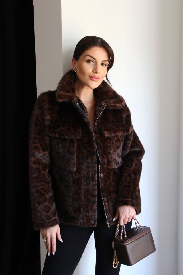 Tüylü Leopar Desenli Çıtçıtlı ve Fermuarlı Premium Kürk Ceket
