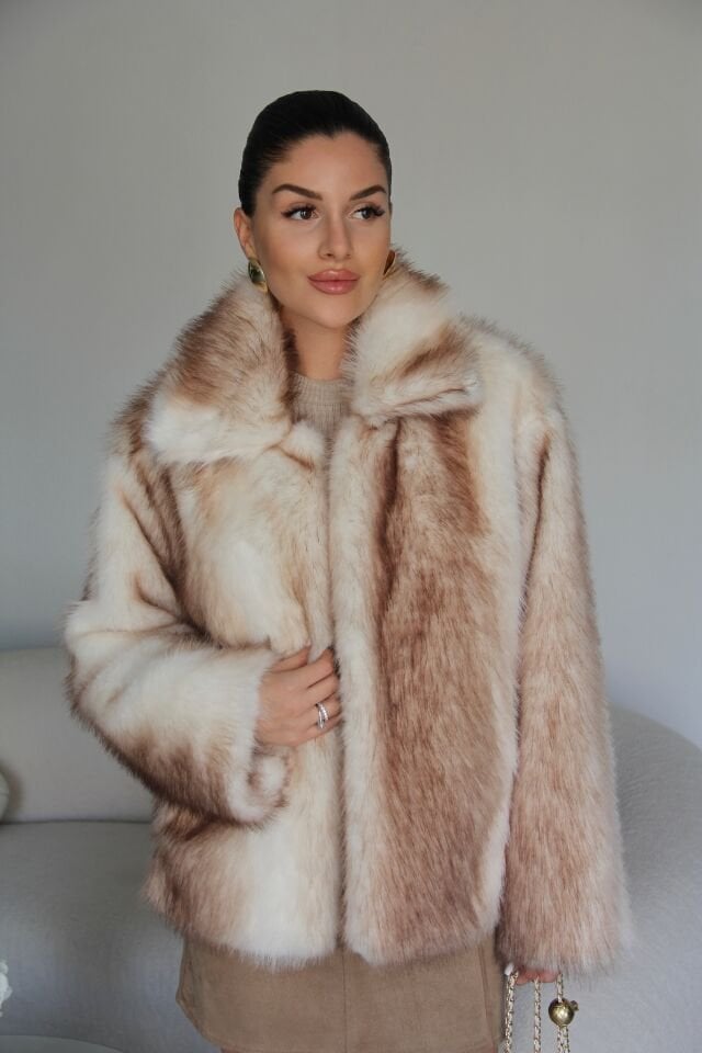 Ekru Kahve Desenli Cepli Polo Yaka Premium Kürk Ceket