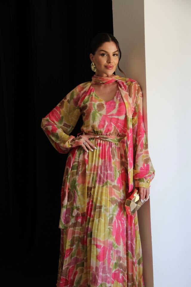 Boyundan Bağlamalı KUŞAKLI Pilise Etek Detaylı Maxi Uzun Boy Premium Şifon Elbise