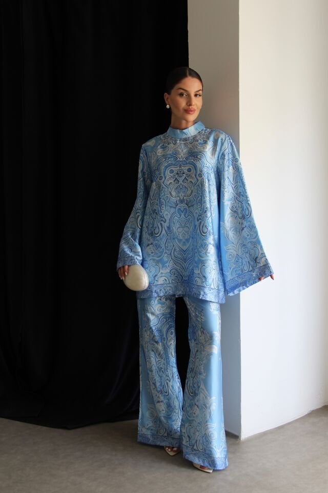Mavi Desenli Oversize Bluz ve Pantolon Alt Üst Premium Saten Takım(ÖN SİPARİŞ:17 HAZİRAN)