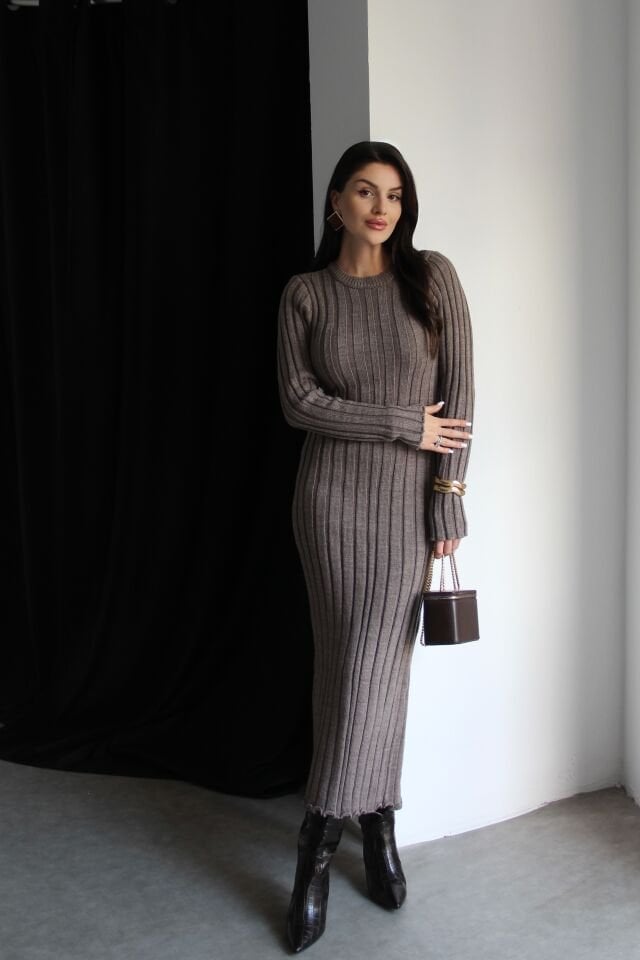 Vizon Bisiklet Yaka Maxi Uzun Boy Triko Elbise