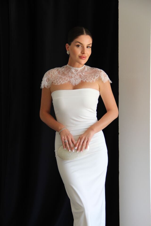 Dantel Pelerin Detaylı Bodycon Beyaz Elbise