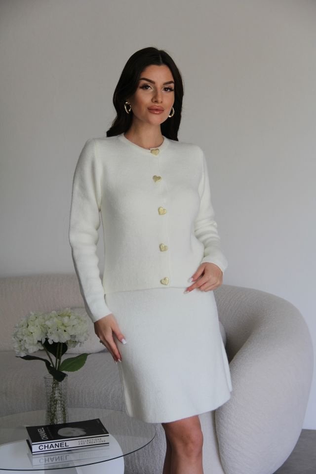 Ekru Gold Kalp Düğmeli Hırka Ve Beli Lastikli Mini Etek Alt Üst Triko Takım