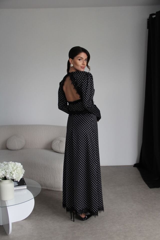 Dantel Detaylı Sırt Dekolteli Premium Maxi Uzun Puantiyeli Saten Elbise