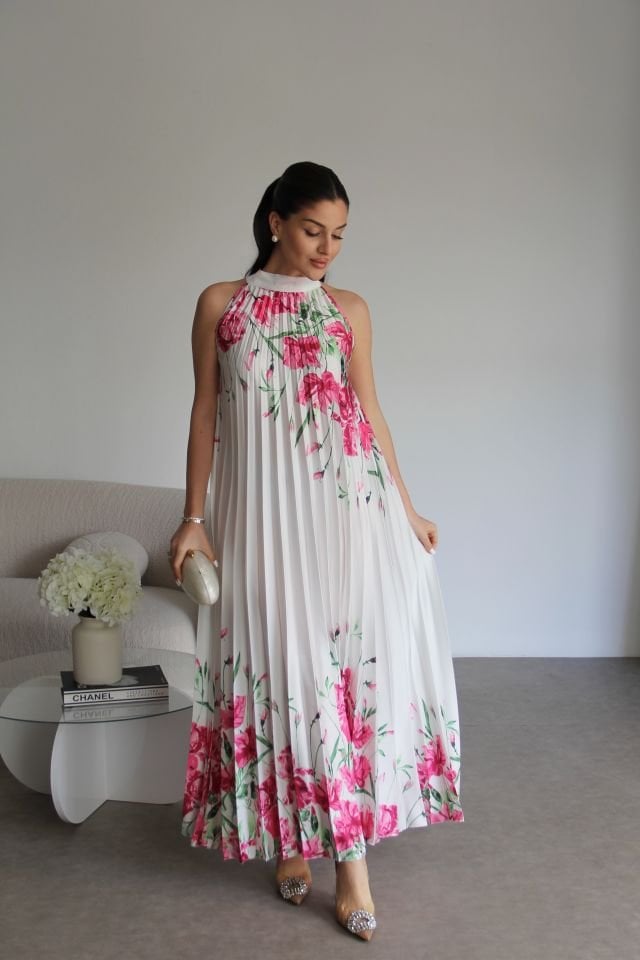 Beyaz Boyundan Bağlamalı Gül Desenli Piliseli Tasarım Saten Elbise