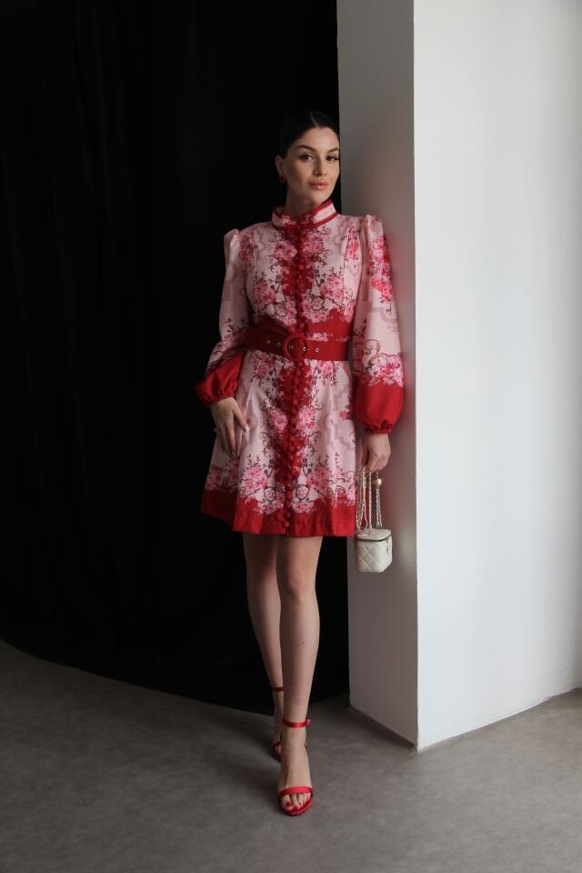 Kırmızı Desenli Boydan Düğmeli KEMERLİ  Tasarım Mini Keten Elbise