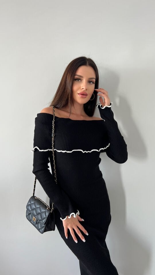 Yeni Sezon Siyah Madonna Yaka Şerit Detaylı Fitilli Uzun Kollu  Midi Boy Premium Triko Elbise