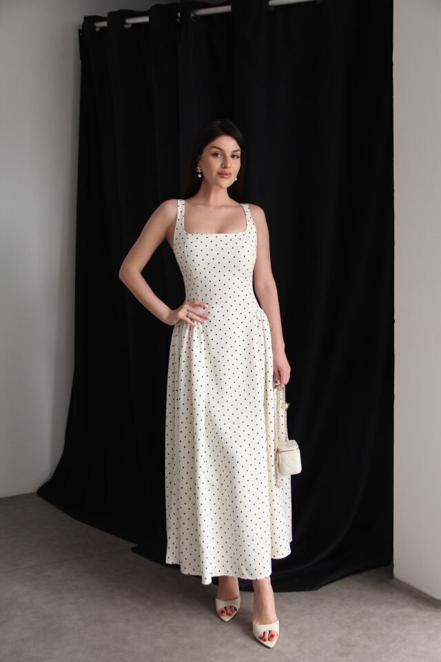 Ekru Beyaz Askılı Piliseli Premium Puantiyeli Elbise